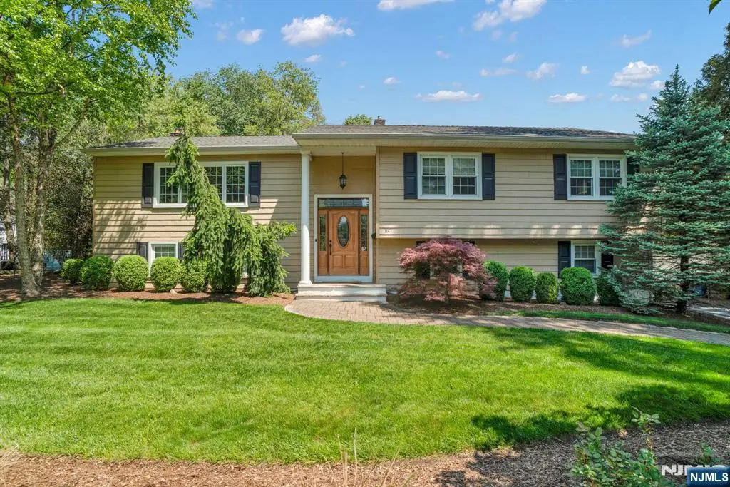 114 Wyckoff Avenue, Wyckoff, NJ 07481 - #1