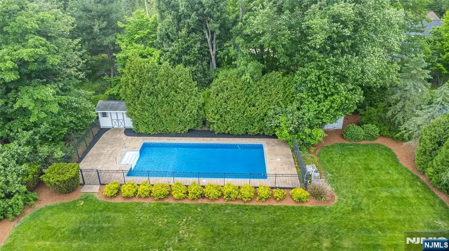 31 Yorkshire Avenue, West Milford, NJ 07480 - #3