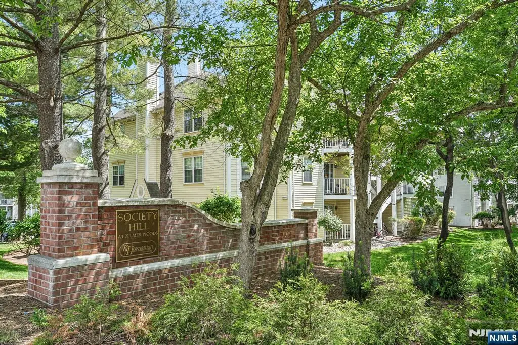 518 Holly Court, Mahwah, NJ 07430 - #1