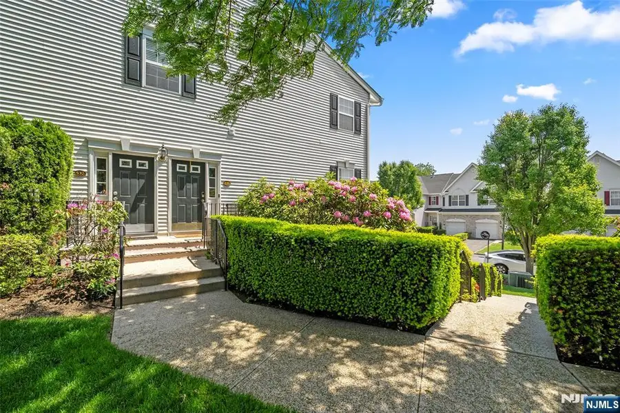 537 Coventry Drive 5038, Nutley, NJ 07110 - #2