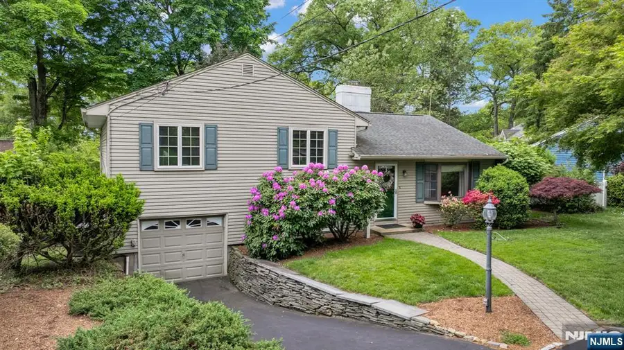 165 Busteed Drive, Midland Park, NJ 07432 - #3