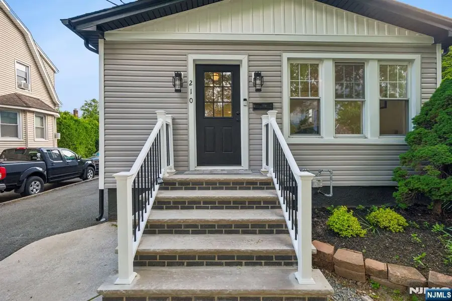 210 Paterson Avenue, Hasbrouck Heights, NJ 07604 - #2