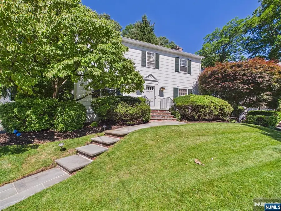 318 Beechwood Road, Ridgewood, NJ 07450 - #2