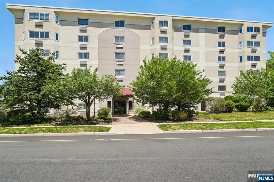 310 Lookout Avenue 501, Hackensack, NJ 07601 - #3