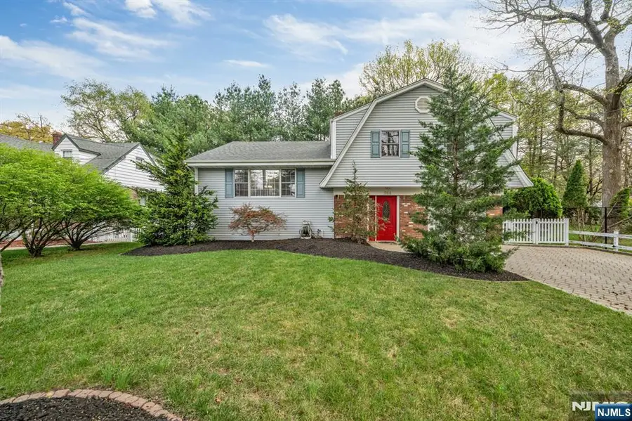 364 Knickerbocker Road, Cresskill, NJ 07626 - #3