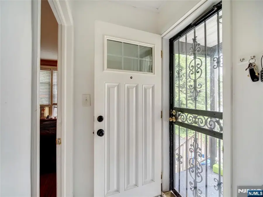 1507 Hiawatha Avenue, Hillside, NJ 07205 - #3