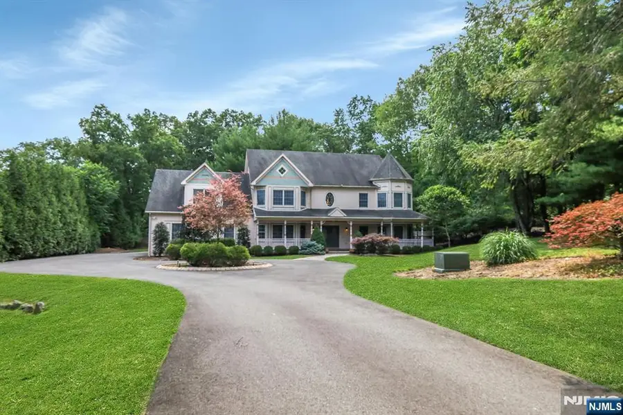 765 Colonial Road, Franklin Lakes, NJ 07417 - #2