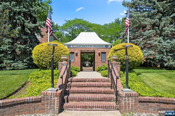 151 Palisade Avenue C12, Englewood, NJ 07631