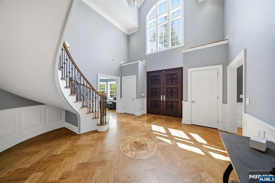 184 Donny Brook Drive, Allendale, NJ 07401 - #2