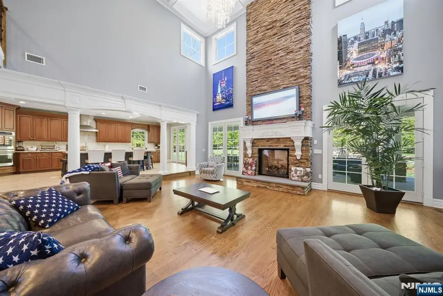 184 Donny Brook Drive, Allendale, NJ 07401 - #3