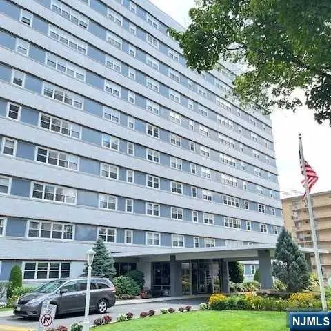 280 Prospect Avenue 11 E, Hackensack, NJ 07601 - #1