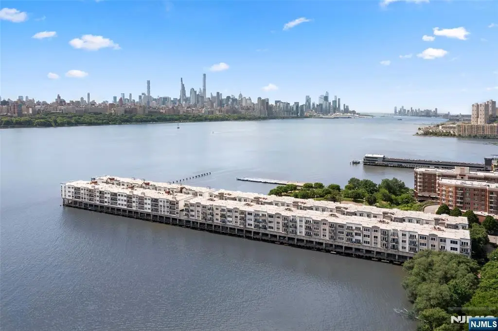 250 The Promenade, Edgewater, NJ 07020 - #1