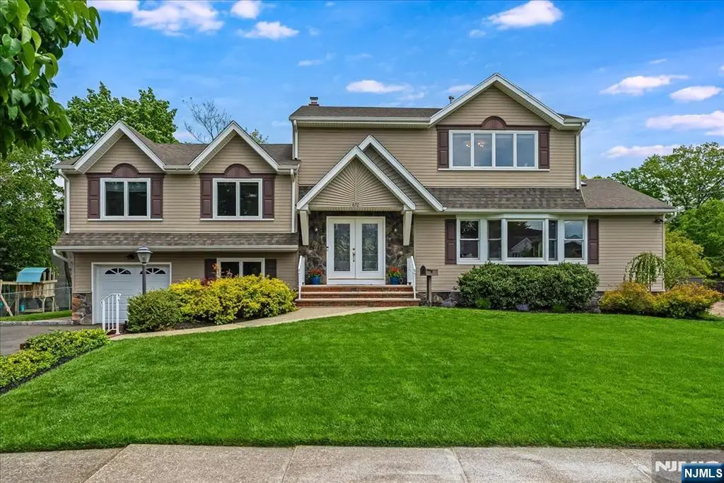 670 Swathmore Lane, Paramus, NJ 07652 - #1