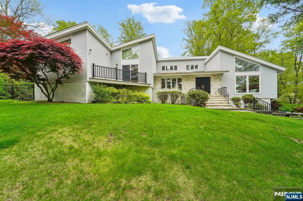 8 Union Hill Road, Denville, NJ 07834 - #1
