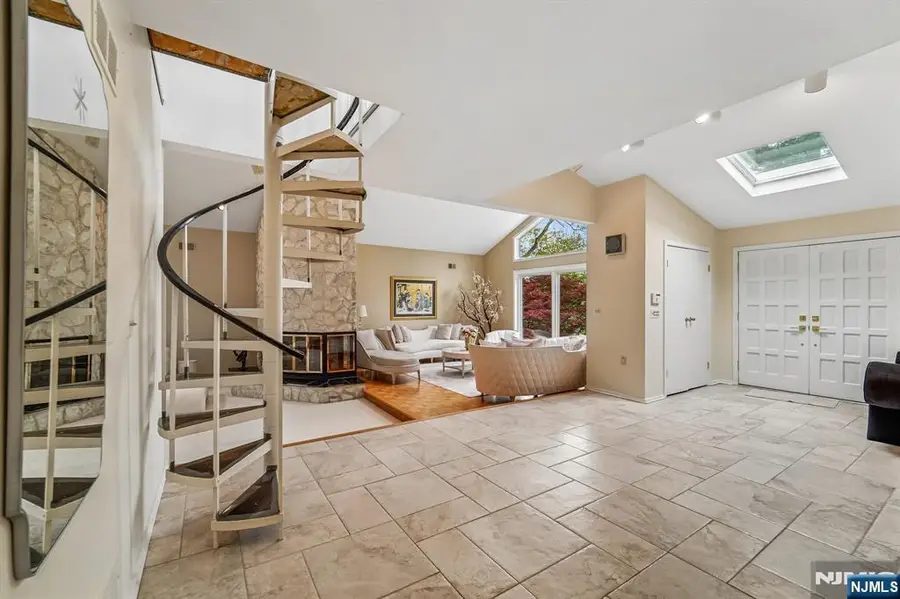 8 Union Hill Road, Denville, NJ 07834 - #2
