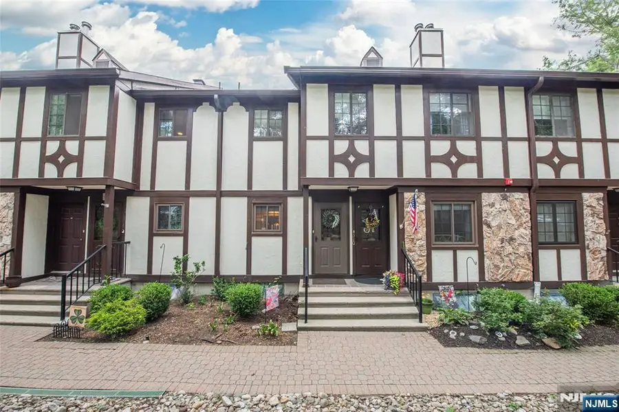 309 Mark Twain Way, Mahwah, NJ 07430 - #2