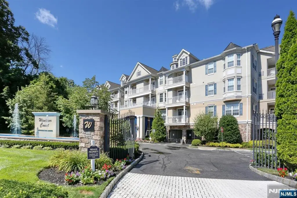 175 Rochelle Avenue 321, Rochelle Park, NJ 07662 - #1