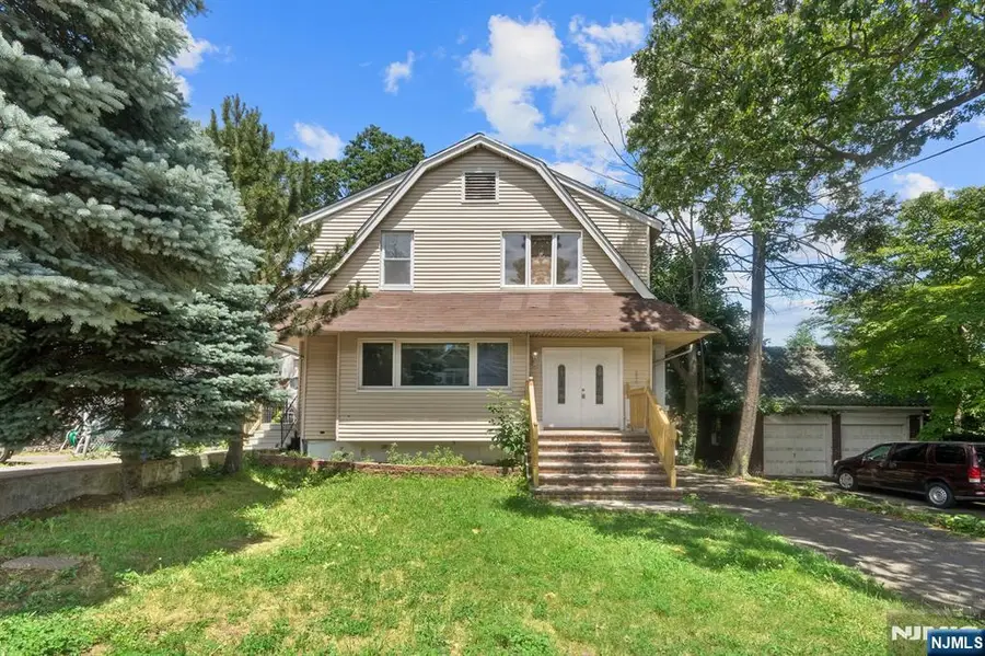 334 Brook Avenue, Passaic, NJ 07055 - #2