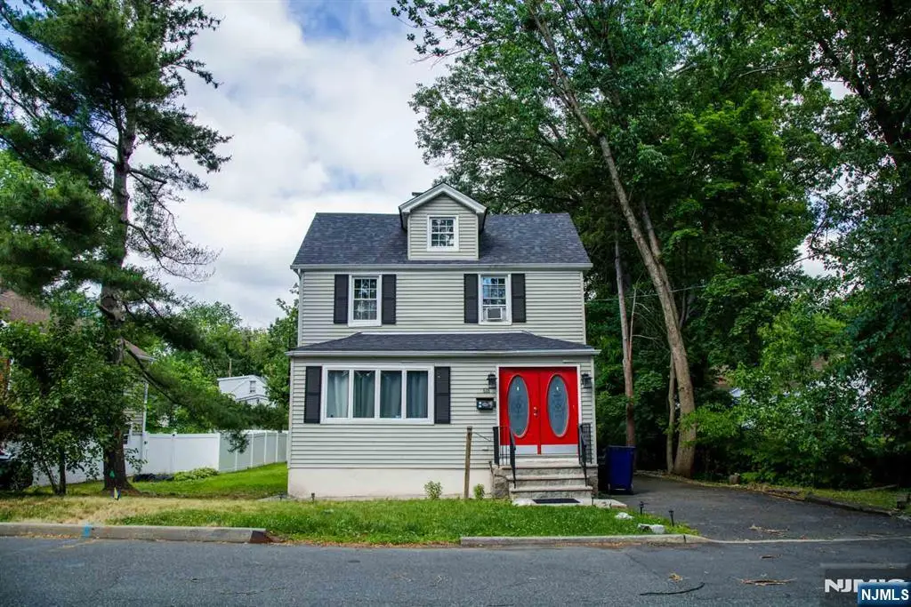 518 W Anderson Street, Hackensack, NJ 07601 - #1
