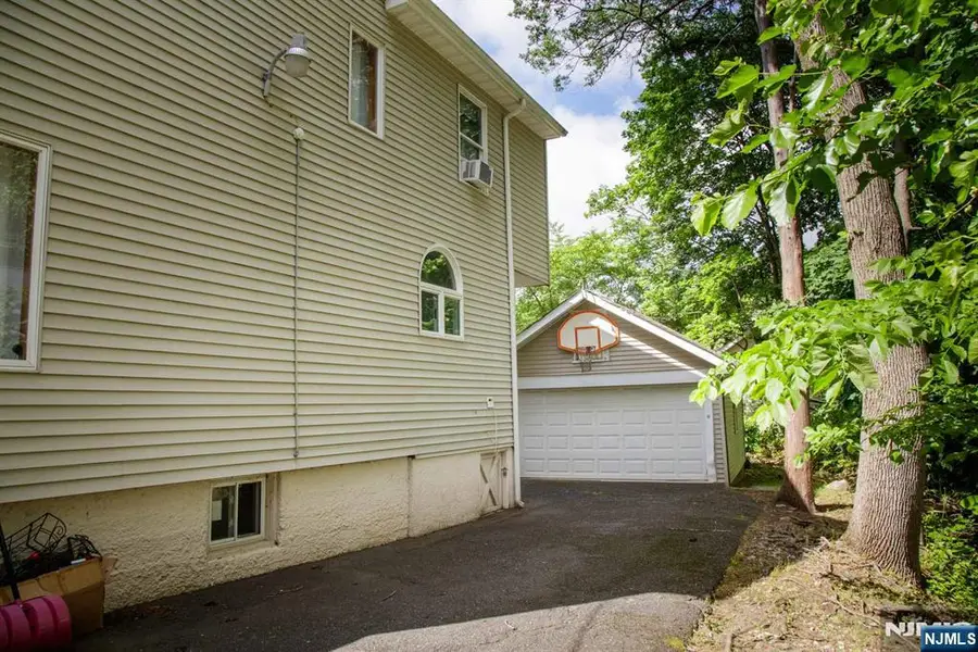 518 W Anderson Street, Hackensack, NJ 07601 - #2