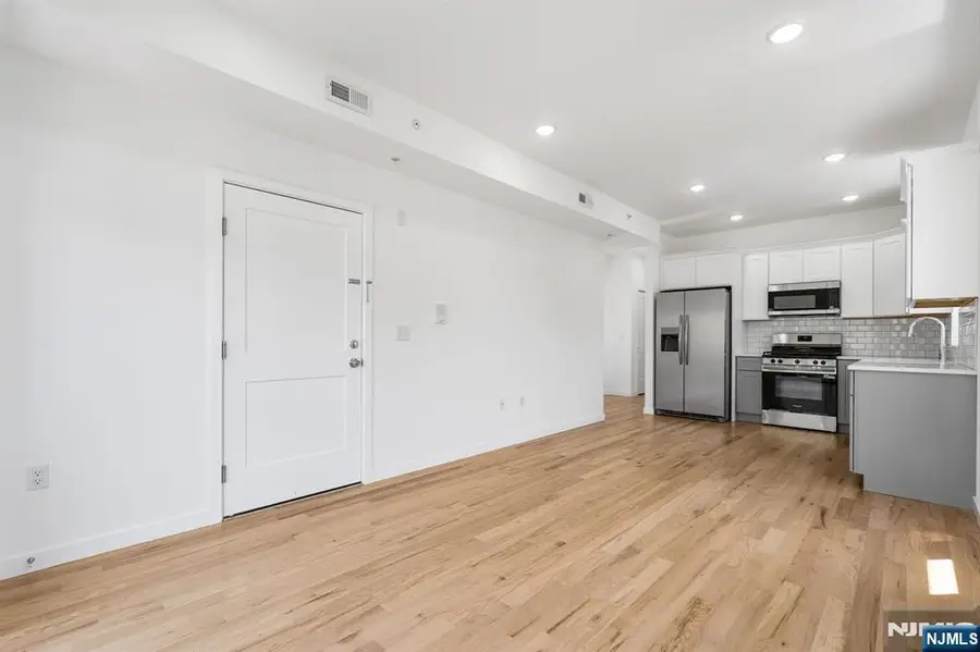 840 S 19th Street, Newark, NJ 07108 - #3