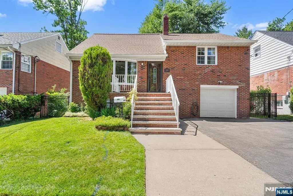 1095 Harvard Place, Fort Lee, NJ 07024 - #1