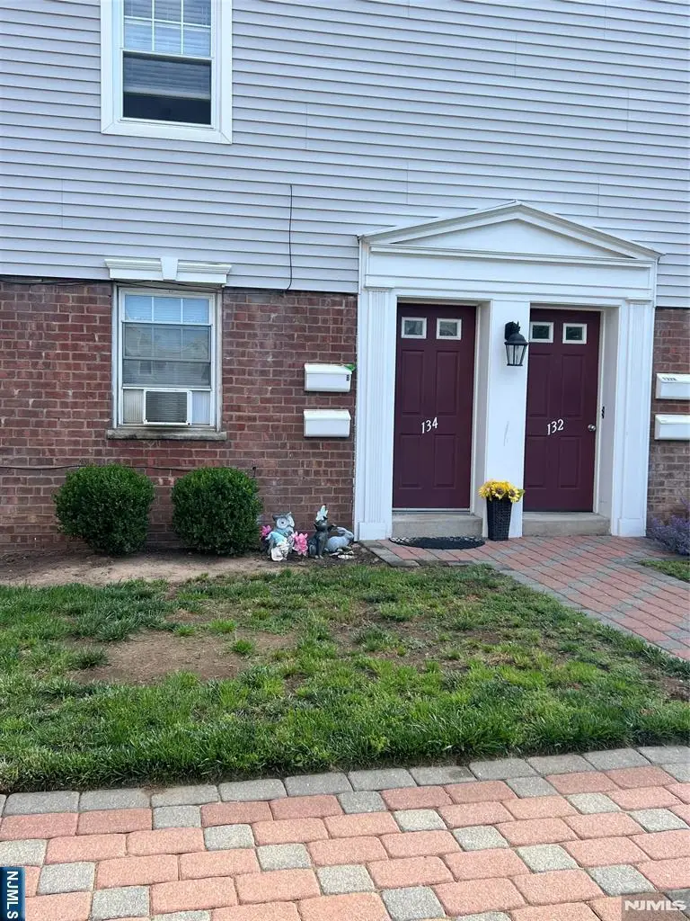 134B Hastings, Rutherford, NJ 07070 - #1