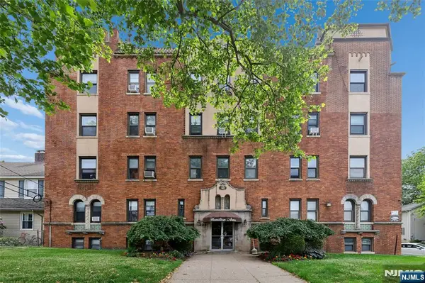 303 C2 Hamilton Place C2, Hackensack, NJ 07601