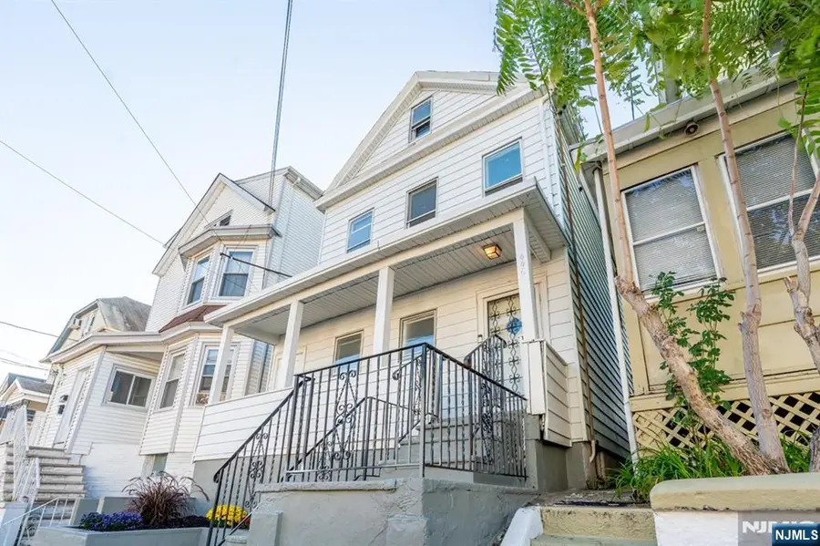 446 24th Street, Paterson, NJ 07514 - #3