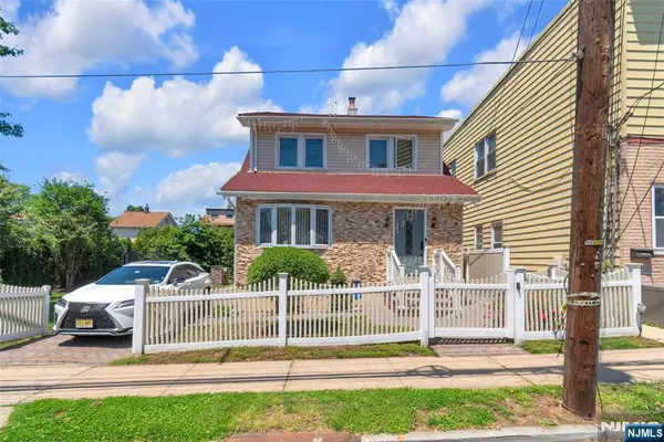 56 Ridgefield Avenue, Ridgefield Park, NJ 07660