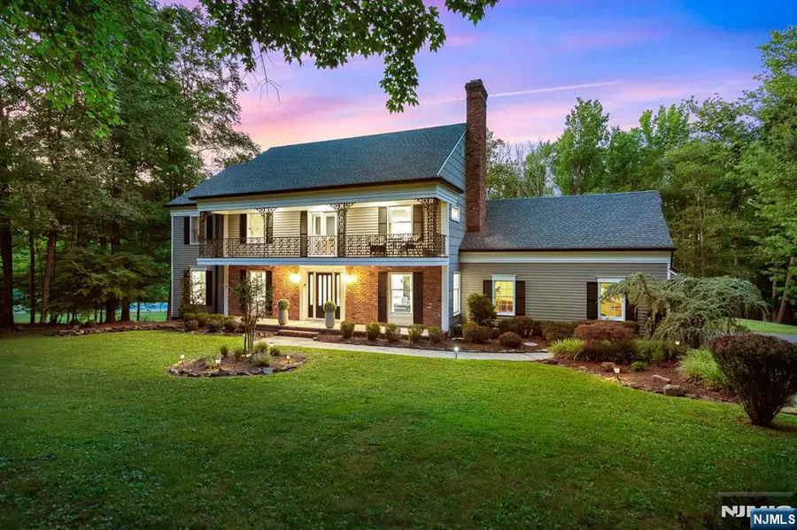 17 Sandalwood Drive, Warren, NJ 07059 - #3