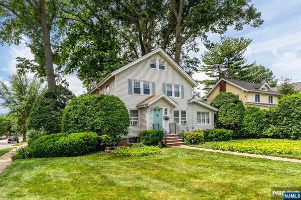 300 Van Buren Avenue, Teaneck, NJ 07666