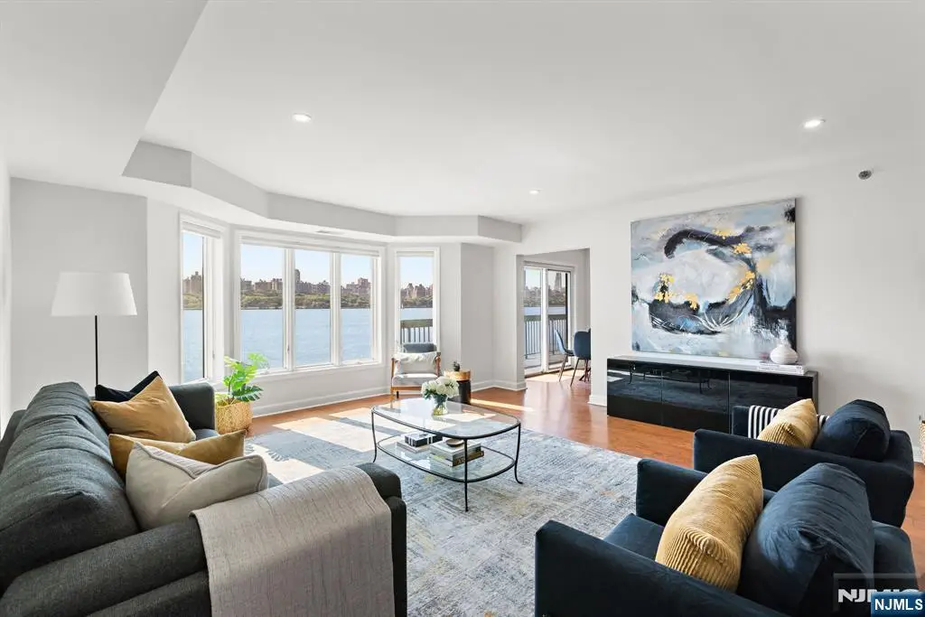 202 Adams Court, Edgewater, NJ 07020 - #1
