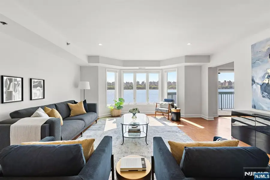 202 Adams Court, Edgewater, NJ 07020 - #3
