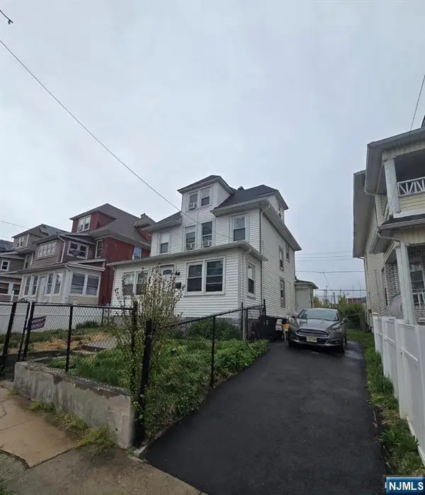 9 White Terrace, Newark, NJ 07108