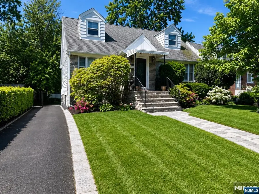 176 Mount Pleasant Avenue, West Orange, NJ 07052 - #3