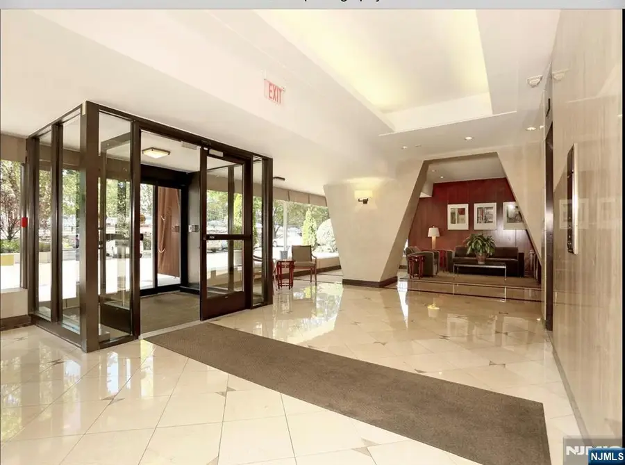 4 Horizon Road G-3, Fort Lee, NJ 07024 - #2