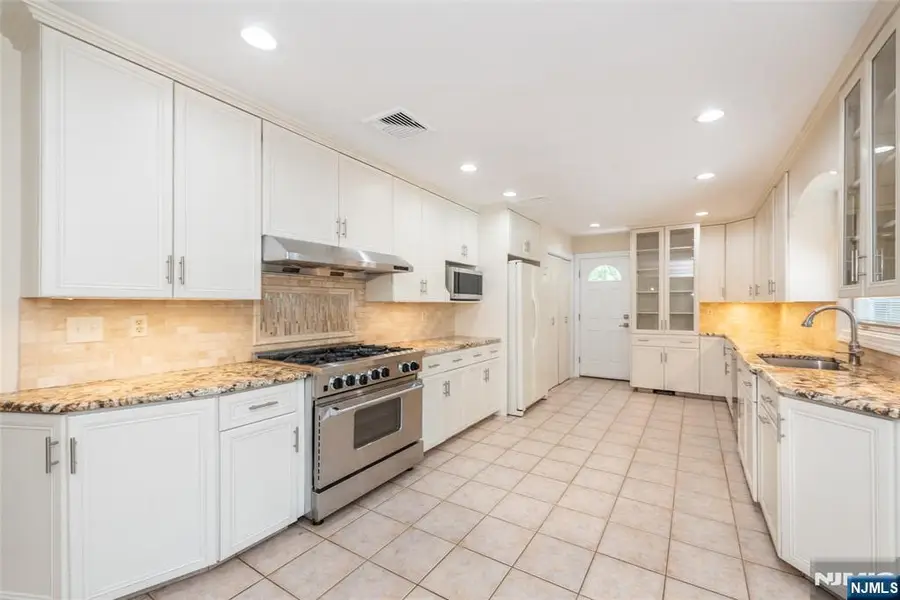 68 Mandeville Drive, Wayne, NJ 07470 - #3