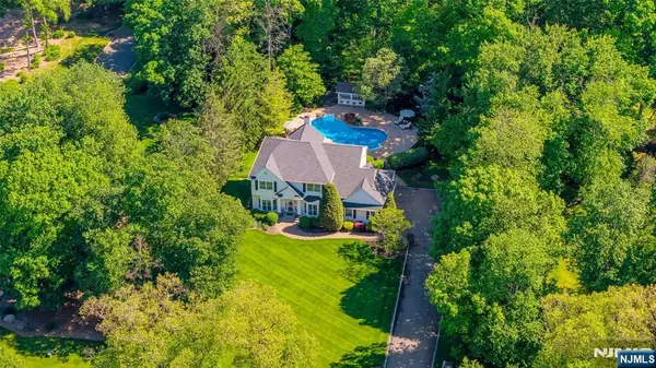 9 Timber Trail, Rockaway Boro, NJ 07005