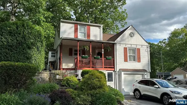 1 Dorel Road, Hopatcong, NJ 07821