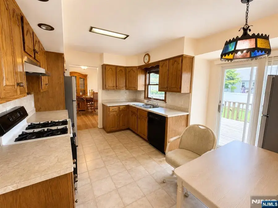 224 Sherwood Avenue, Paterson, NJ 07502 - #2