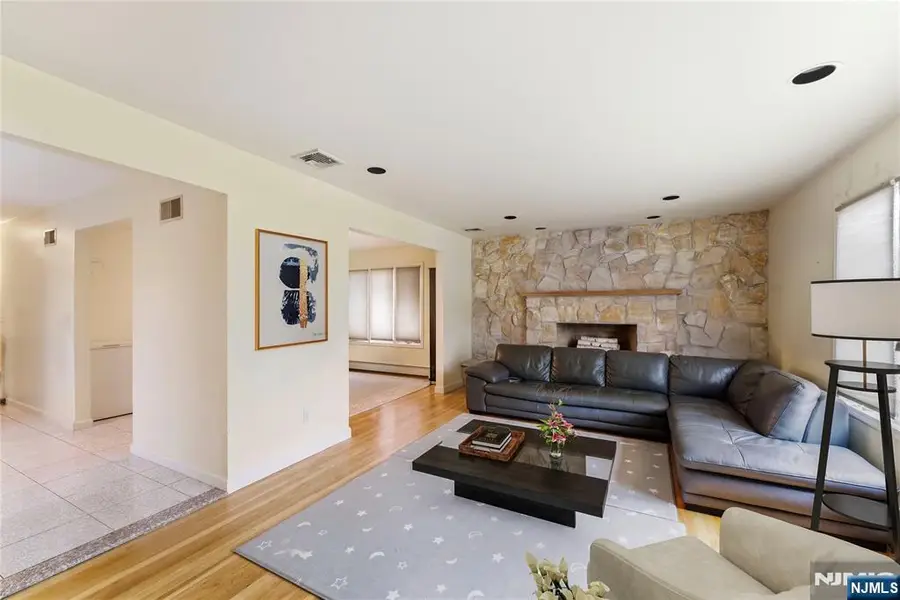767 Kingsland Avenue, Ridgefield, NJ 07657 - #2