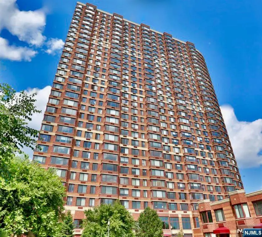 100 Old Palisade Road 3408, Fort Lee, NJ 07024 - #1