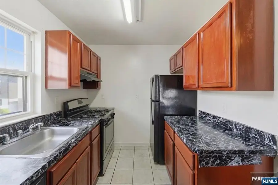 606 19th Street, Newark, NJ 07103 - #2