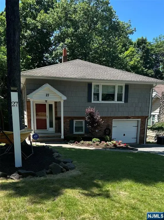 27 Shady Terrace, Wayne, NJ 07470 - #1