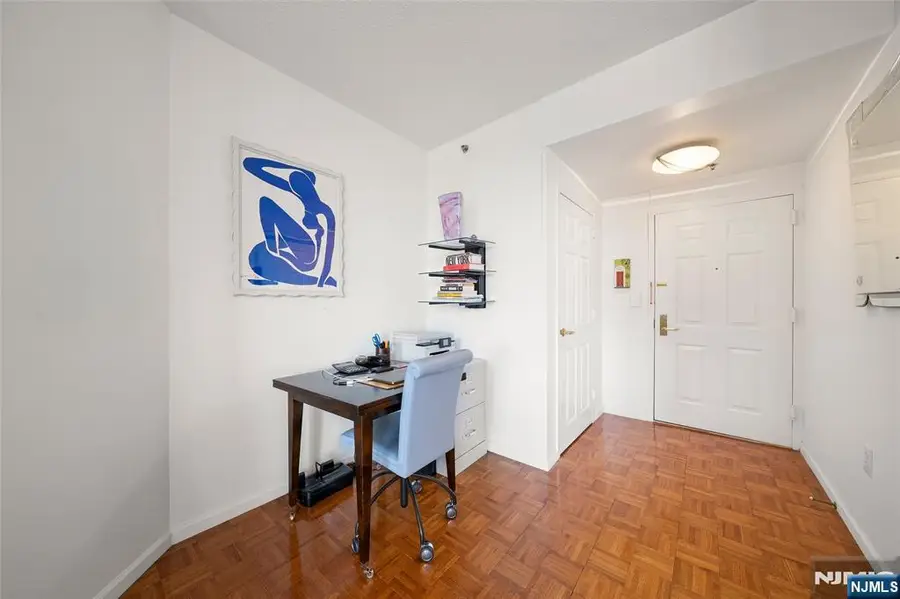 100 Old Palisade Road 1801, Fort Lee, NJ 07024 - #3