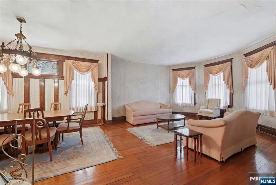 31 Division Avenue, Belleville, NJ 07109 - #3