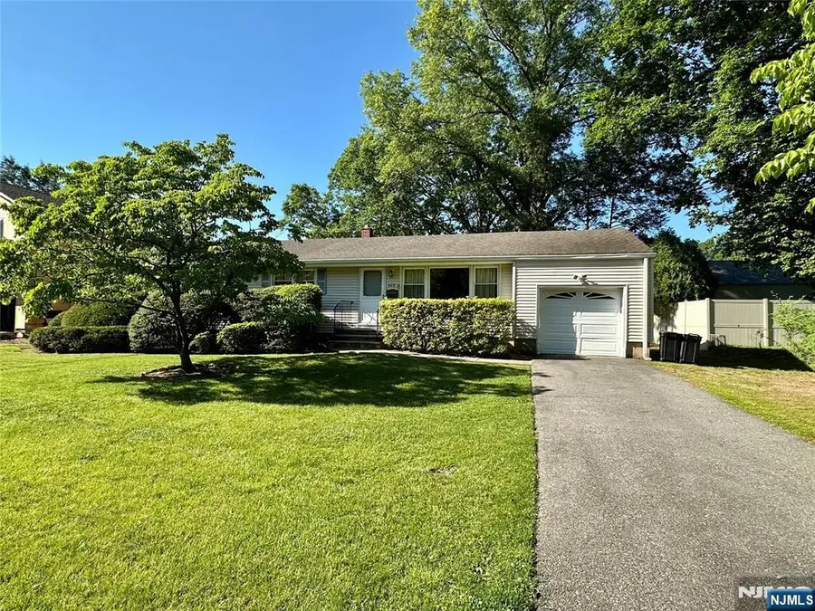 622 Valley Court, Township Of Washington, NJ 07676 - #2