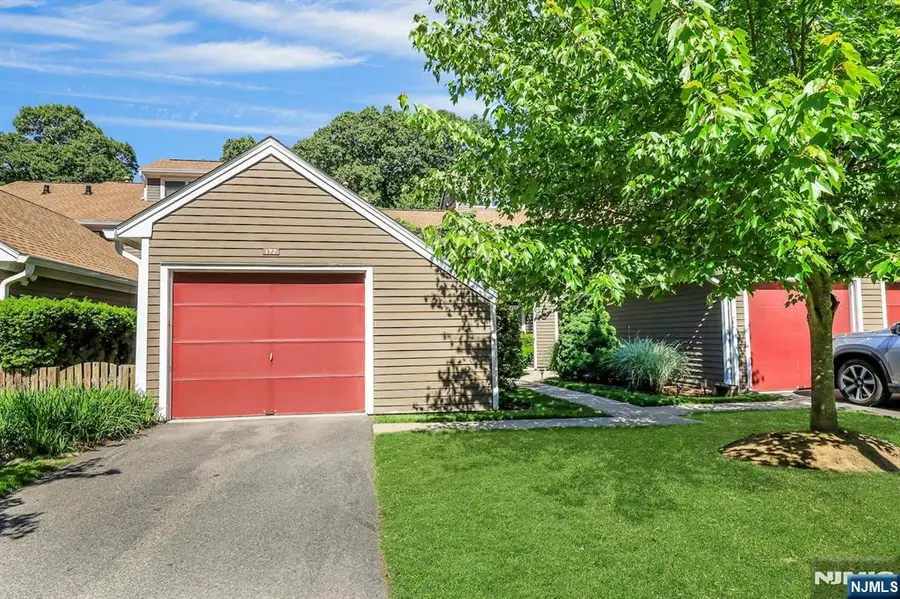 172 Grandview Lane, Mahwah, NJ 07430 - #2