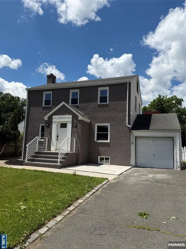 910 Roanoke Avenue, Hillside, NJ 07205